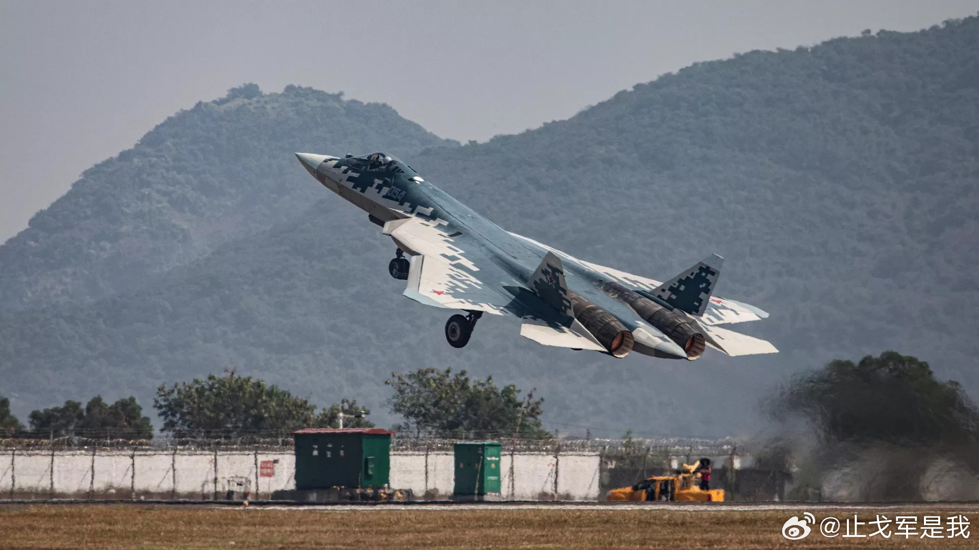 俄罗斯签苏57新合同，买家身份成谜，地区空中力量将大变天2026年9月11日，据