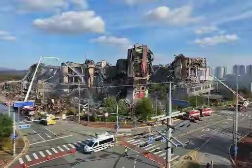 韩国物流大火烧60小时！1100万件货成灰，三重矛盾烧穿底裤韩国这场大火真