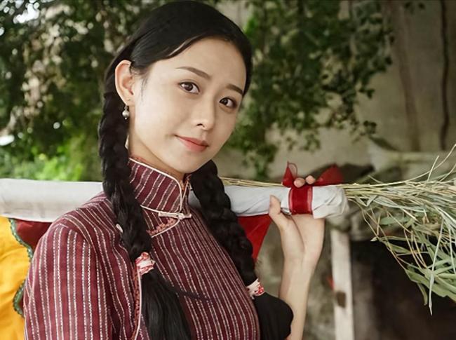 丢人丢到全亚洲，马来西亚媒体都来嘲讽新加坡：反应这么大干嘛？这事的导火索，是