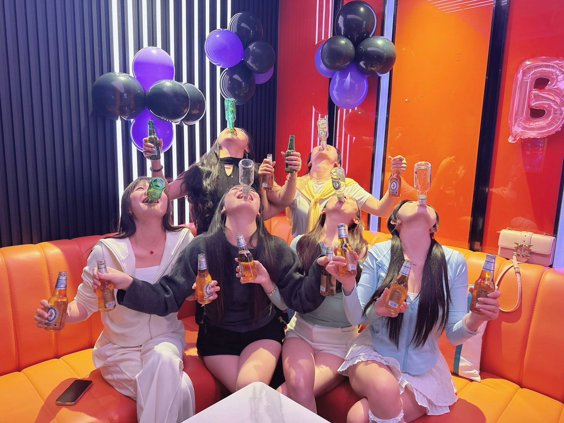 这样的酒局谁能喝的过啊​​​