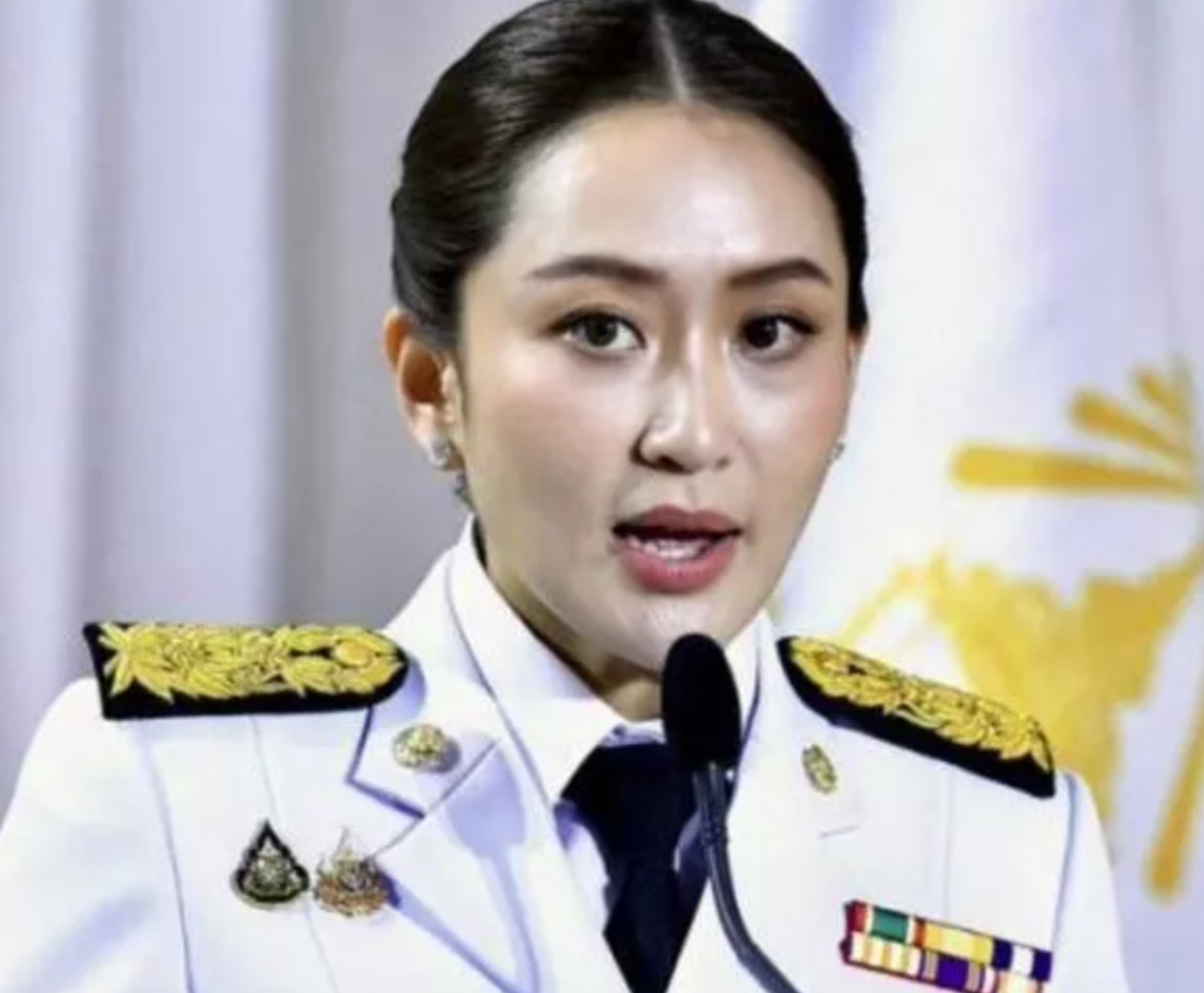 泰柬冲突的背后，柬、泰、中三方究竟要啥？洪森：1，老洪以为泰国妹妹好欺负，
