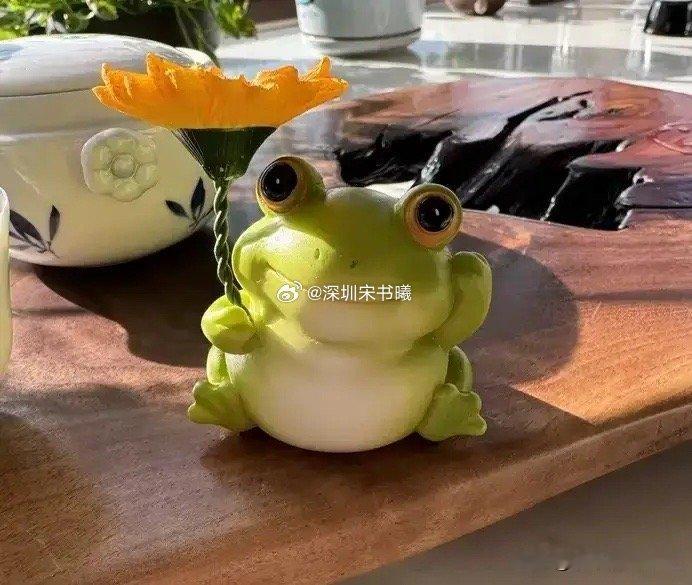 普通人的存款标准，你达标了吗？18-24岁：平均存款1万25-35岁：平均存款2
