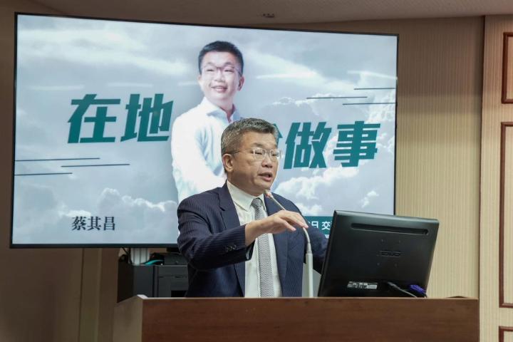 【快讯】「万年总召」柯建铭时代终结！蔡其昌接任民进党团总召梅花新闻网黄楚甯