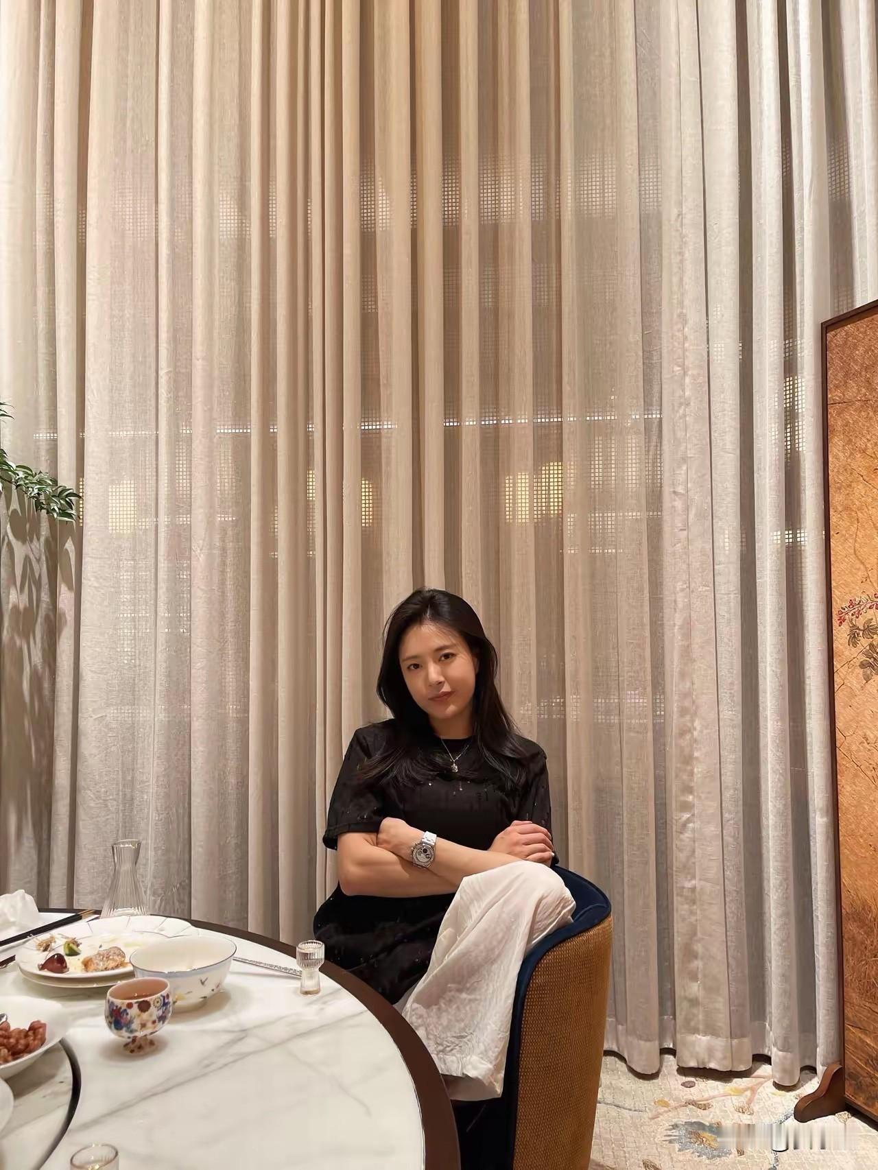 能否用一句话说出幸福是什么幸福是有个温暖的家，家人和睦相处。