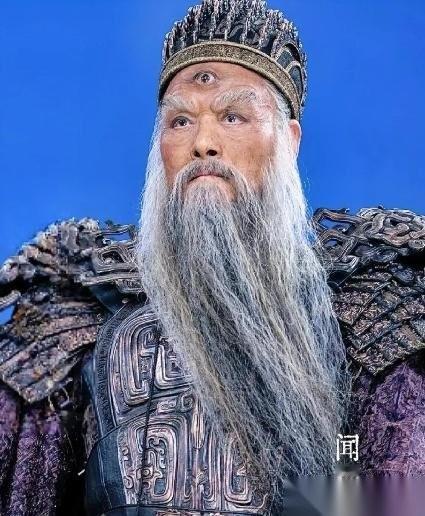 闻仲战死绝龙岭，魂魄飘至封神台，姜子牙手持打神鞭正要宣旨封神，却见闻仲怒目圆睁，
