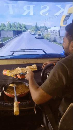 印度科目五：开车做饭[捂脸哭]