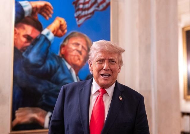 台湾的天彻底塌了，没想到中美一通电话，彻底让台湾死心了，因为特朗普宣称和中国电话