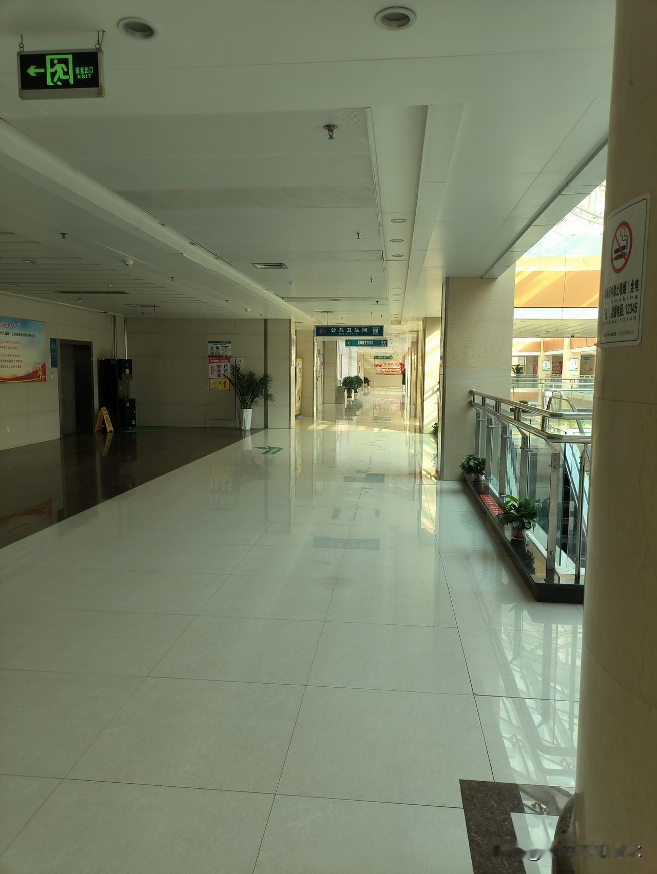 健康的身体才是最幸福的，您赞同吗?前些日子，我陪一位病人去医院做检查。这位病人