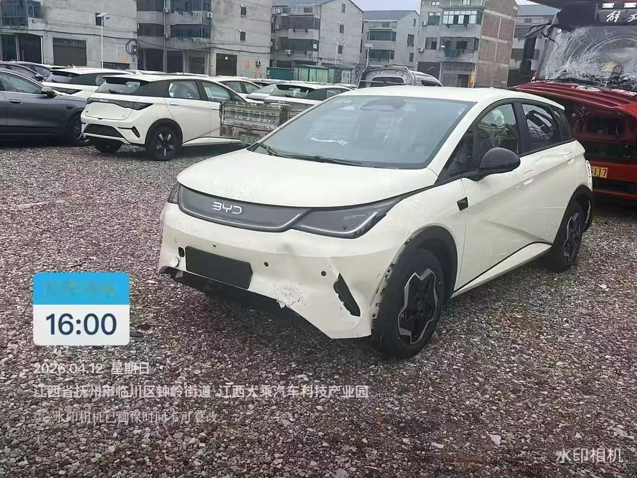 品牌：BYD海豚车型：2025款智驾自由版排量：电动指导价：99800车