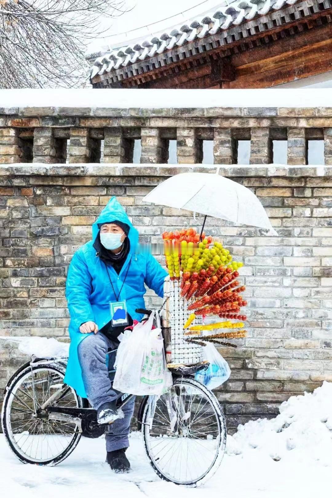 车市里转了转，各个品牌的4S店都是客流不足，能有两拨客人进店看车的，都是难得！去