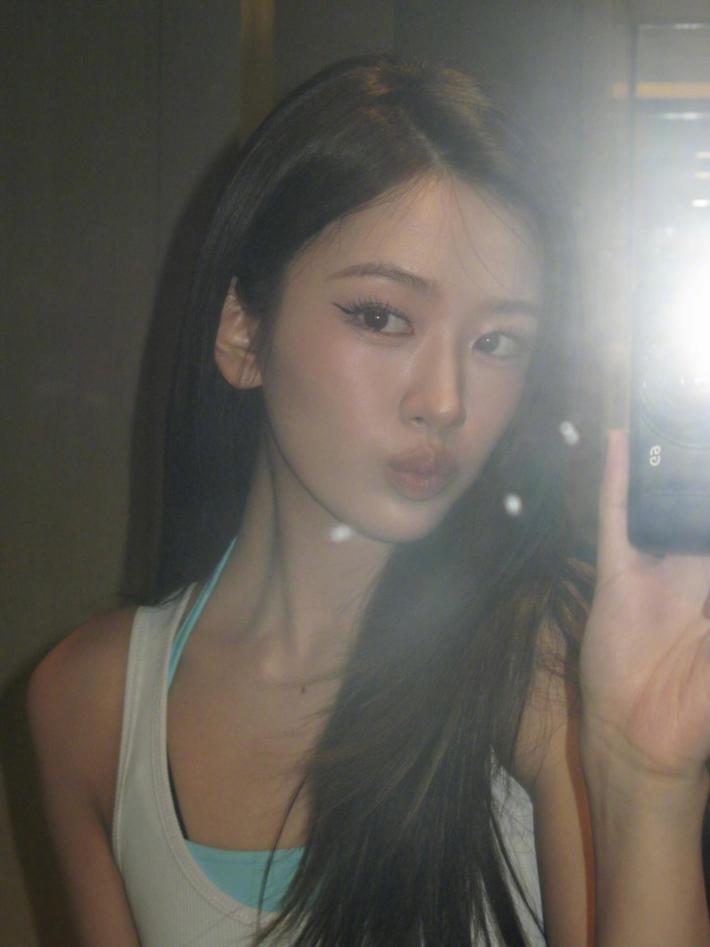 【Ins】IVE安宥真Ins更新，pretty-ugly🍵安宥真