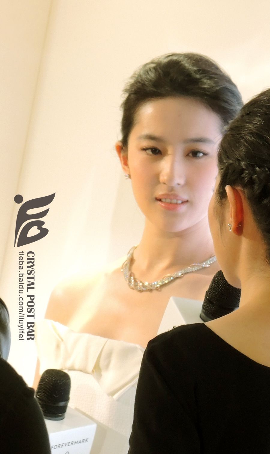 这一场活动呈现了刘亦菲360度无死角100%的美貌刘亦菲