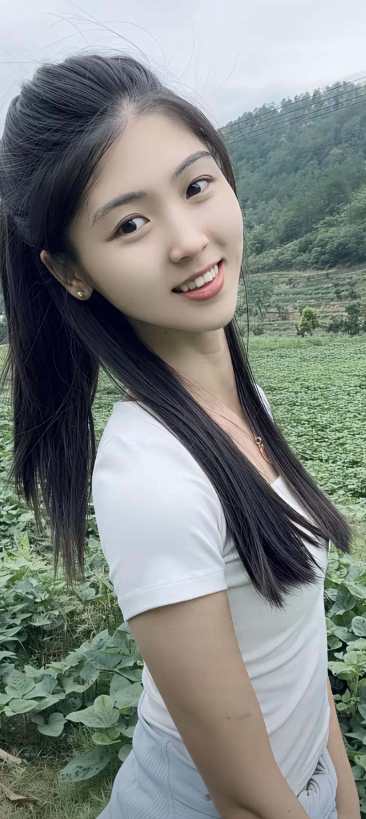 绿野仙踪里，笑语盈盈处。