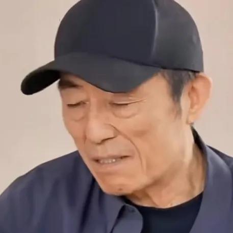 张艺谋罕见批评杨坤太狂妄作为知名导演，张艺谋很少对歌手作出评价，对于自己不擅长