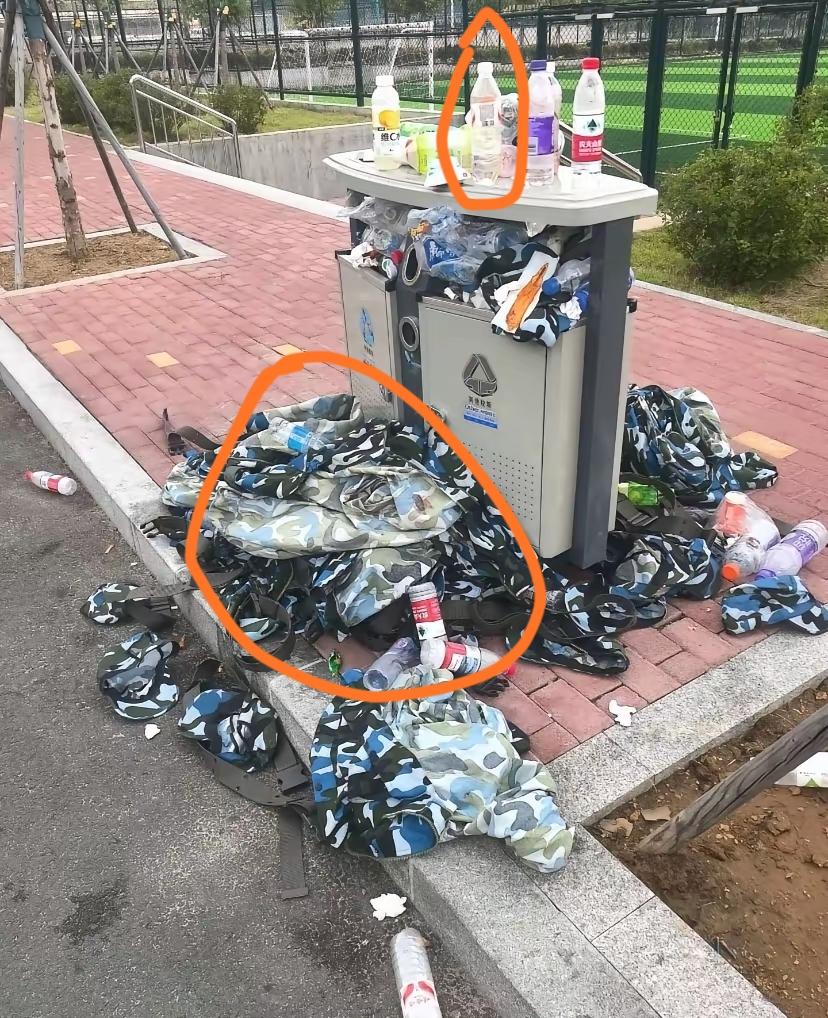 现在的年轻人太不知道节俭了，脑子里就没有这个概念和习惯，看看这军训过后浪费现
