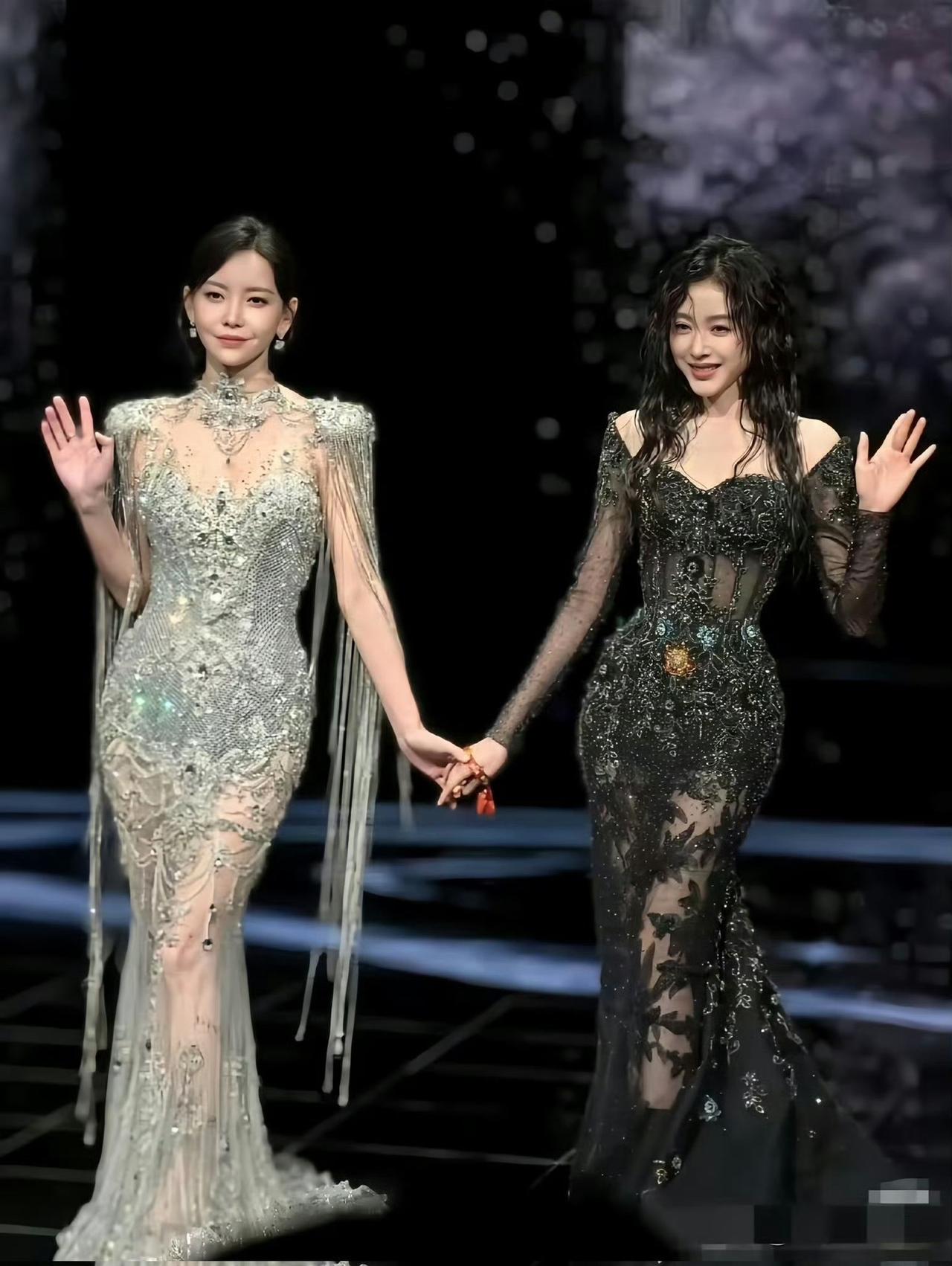 大胯双绝于文文＆张天爱