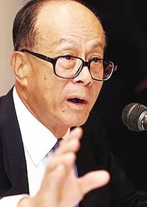 李嘉诚家族没来参加全运会火炬传递，这事儿最近在网上吵翻了天。香港四大家族里