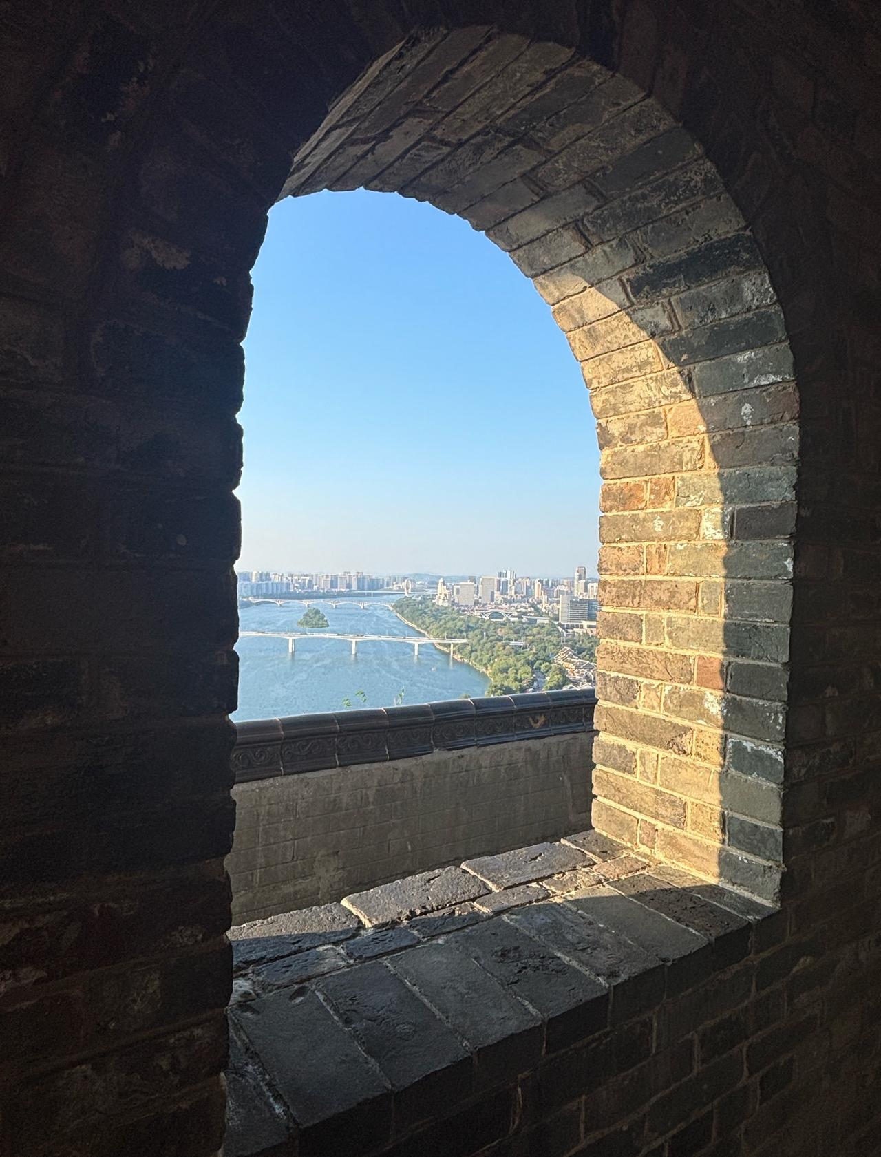 登高远眺的心情📍柳州蟠龙山公园0元玩转这座城爬山玩乐手记城市玩乐微度