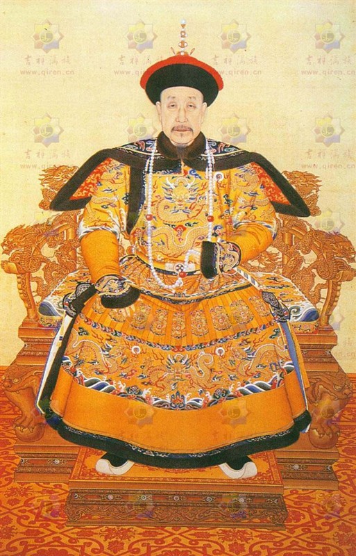 乾隆最危险的地方：他什么都懂，却偏偏不愿停下来89岁的乾隆，还死死抓着大清最高权力嘉庆刚继位那几年，