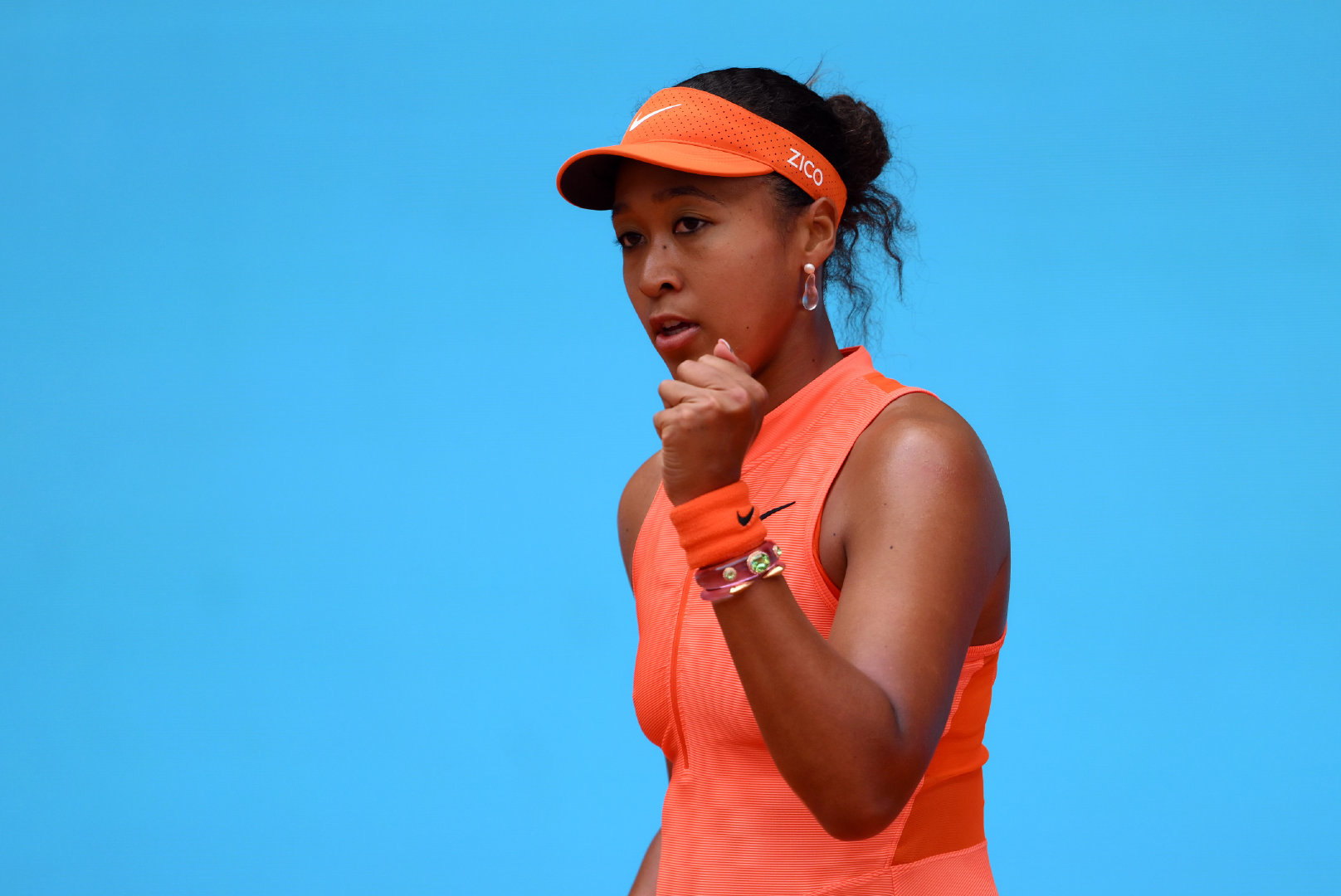 大坂直美开启红土征程🙌WTA1000马德里站第二轮，14号种子大坂直美在第二盘