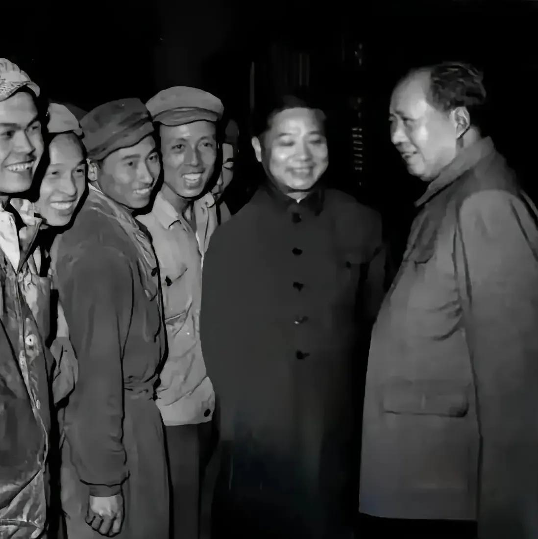 “碰了钉子时，就向钉子学习，把别人的经验，变成自己的，你的本事就大了。”