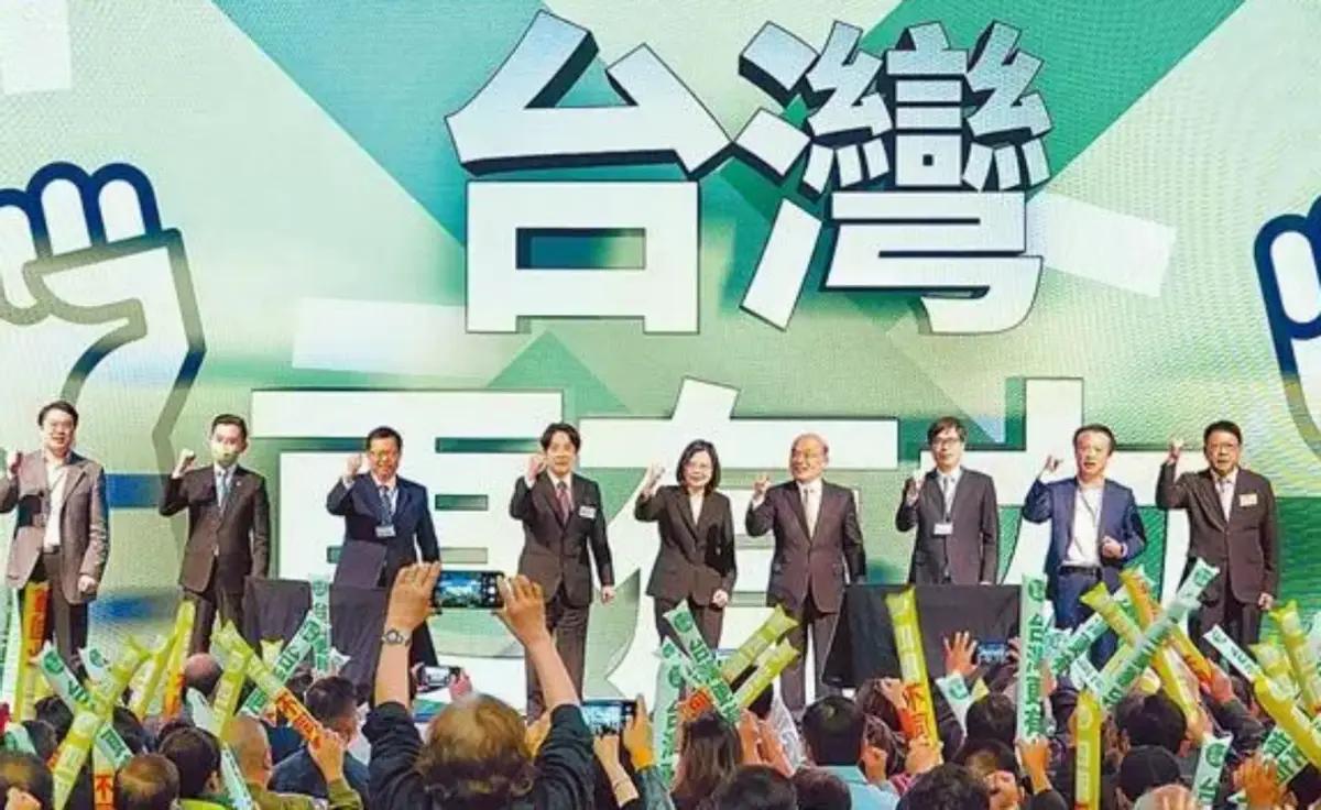 笑死人！民进党搞断网演习吓唬百姓，结果把自己演进去了！见过作死的，没见过这么