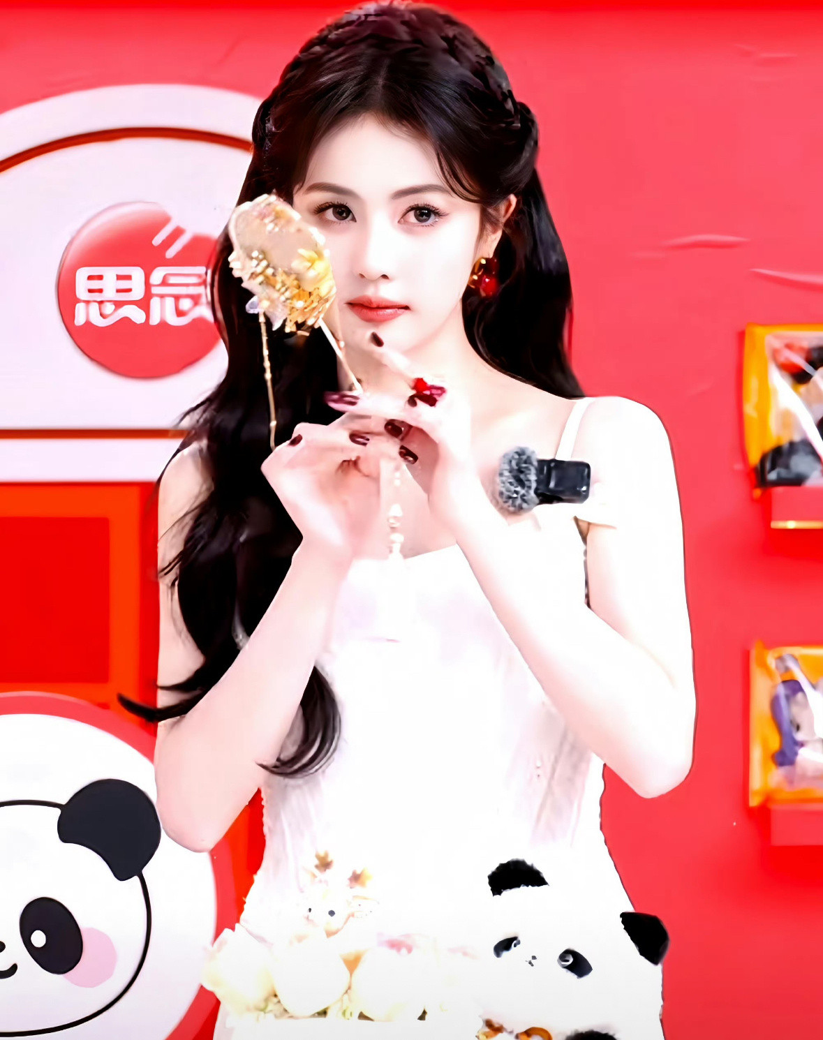 白鹿今晚直播截图好漂亮啊