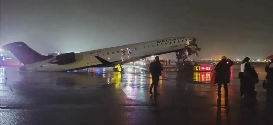 美国再次发生波音客机事故。一架加拿大航空快运公司的波音飞机在纽约机场降落时与一辆