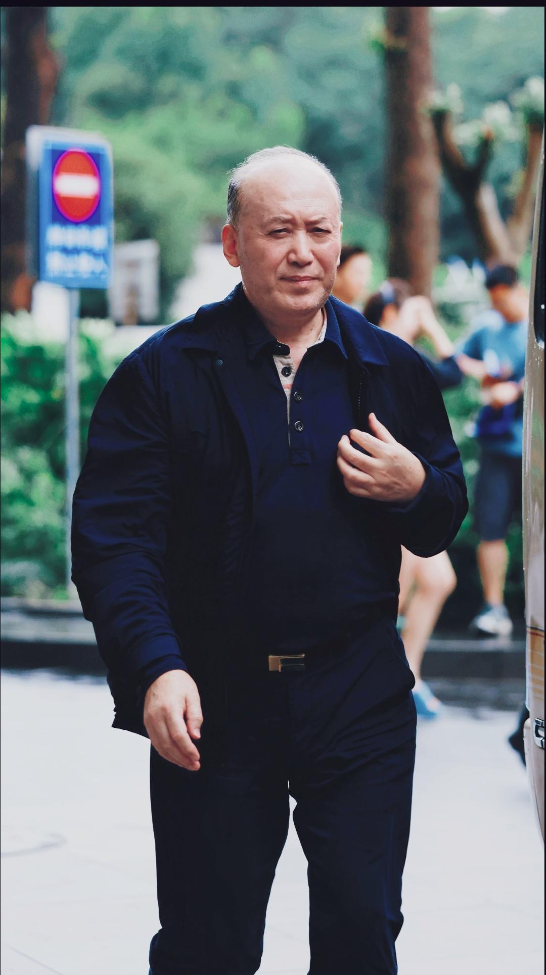 郭达居然不显老，气色红润，精神健硕，小时候春晚看他的小品。现在我快退休了，感觉还