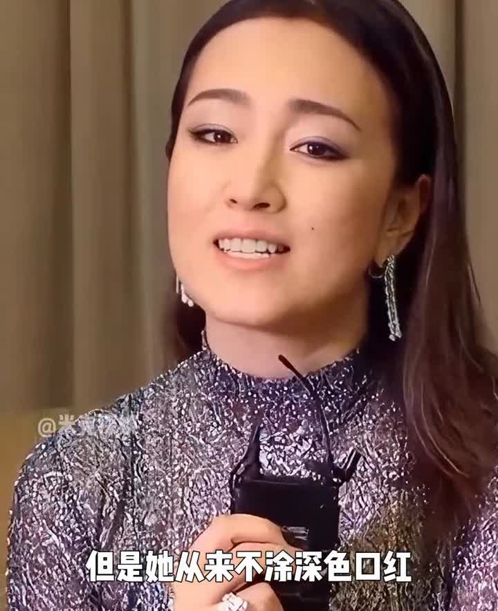 大揭秘。不知大家发现了没有，明明罗晋的身体很健康，但他的嘴唇总是青紫的，背后