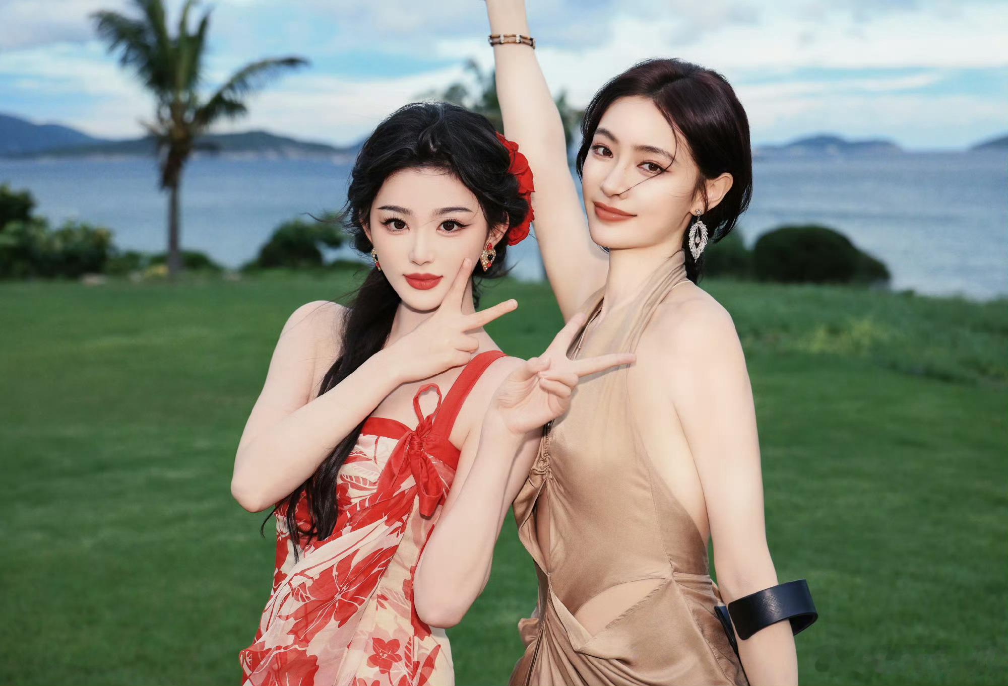 费加罗红毯三亚海边星光盛宴，美女同框颜值暴击！孔雪儿、程潇、许佳琪三个大美女登