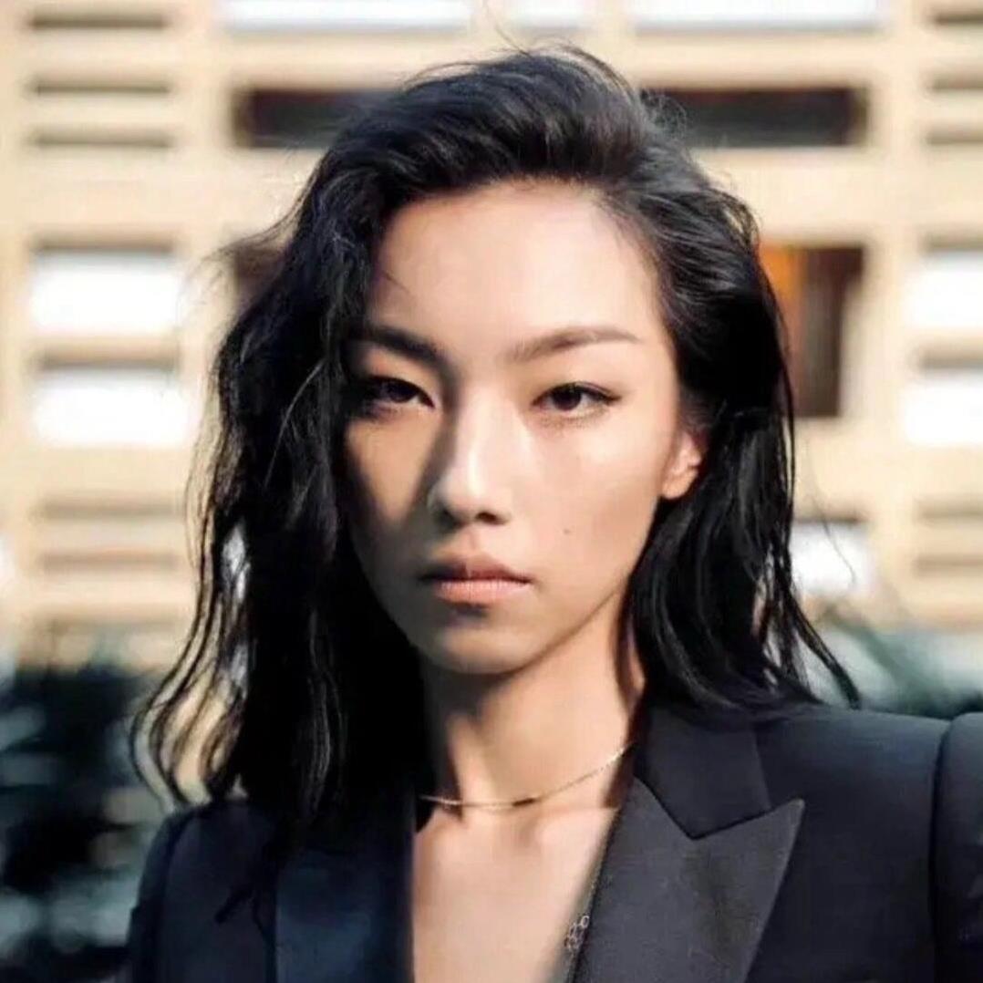 终于明白《长安的荔枝》为何要一口气连续播完了！原来背后藏着这般考量。之前的热播