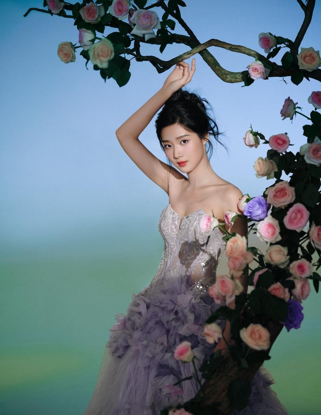 芭莎之夜女明星造型出图卢昱晓、章若楠、孟子义、喻言、宋雨琦、王玉雯、陆柯燃芭莎