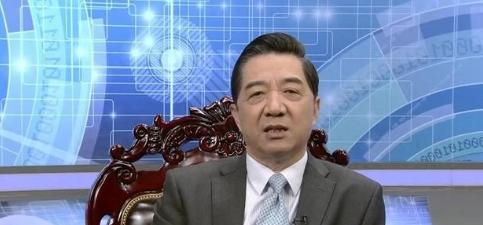 美国就算停在那不动，我们20年内也追不上人家的军事实力。这句话曾在2015年引发