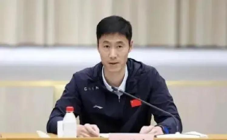 积分一夜涨100，国乒慌了国际乒联悄悄改规则，八强积分直接加100。以前拼