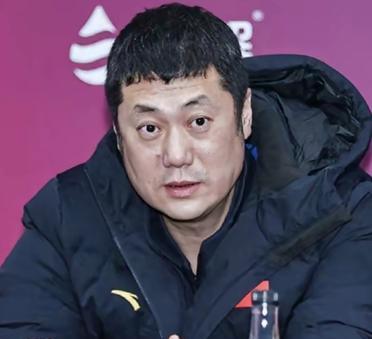 中国女排，赵勇教练，不用朱婷的原因是:他非常认可朱婷，但却不能用。因为他