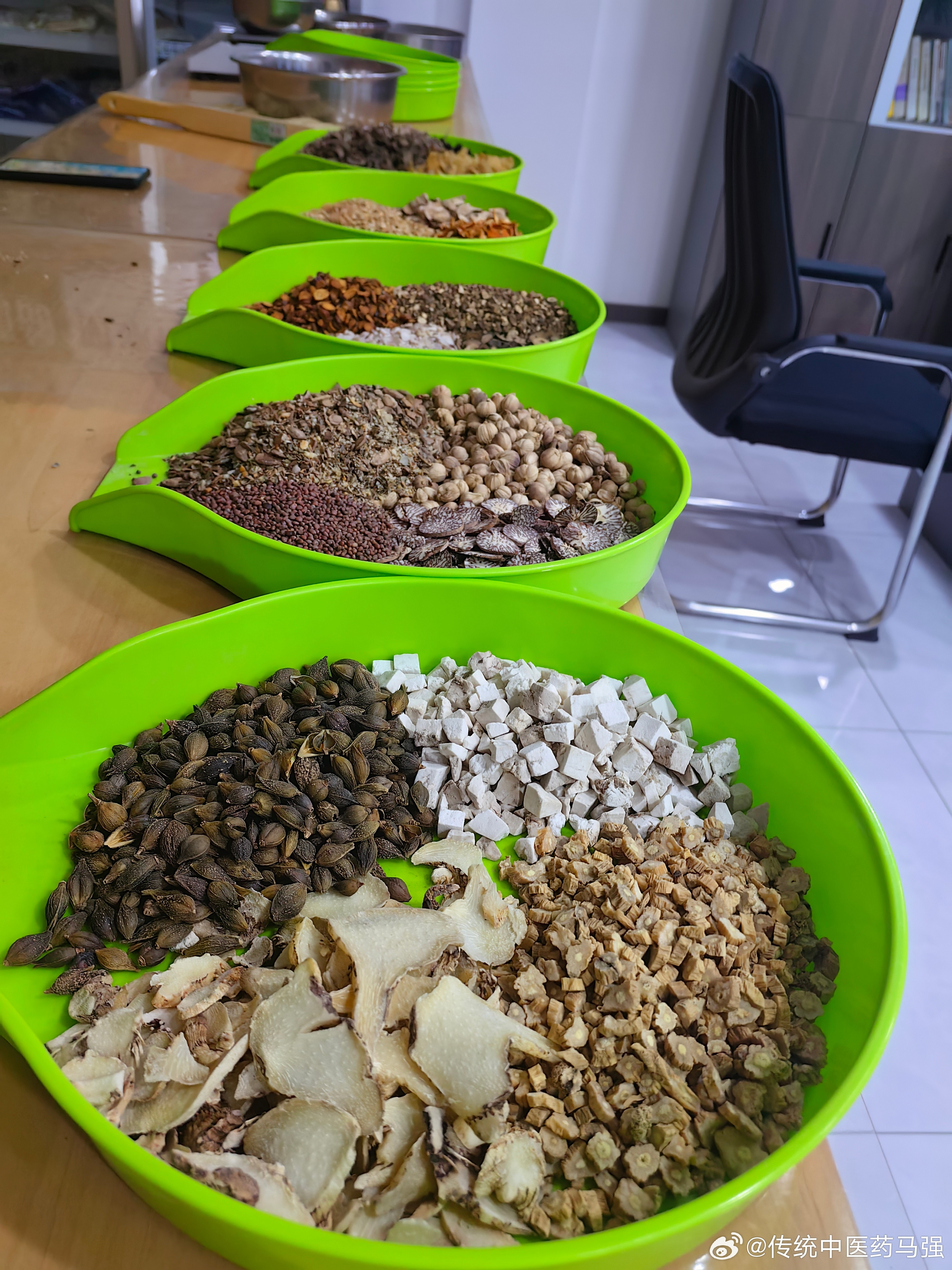 爱惜羽毛，是强者的洁癖。