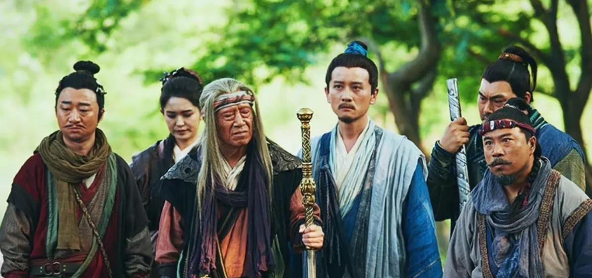 江南七侠其实并没有那么菜，至少在原著中，金庸从来没有正面或者侧面表示过江南七侠很