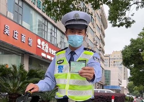 C1驾照升级C1D难吗？交警：“3步”便能开三轮车、电摩如今的电动车被规范化管