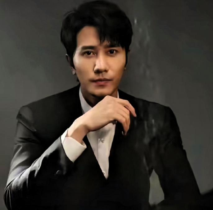 彭冠英拒演白鹿，全网吵了好几天。番位没谈拢？剧本尺度大？两边粉丝互甩锅。结果