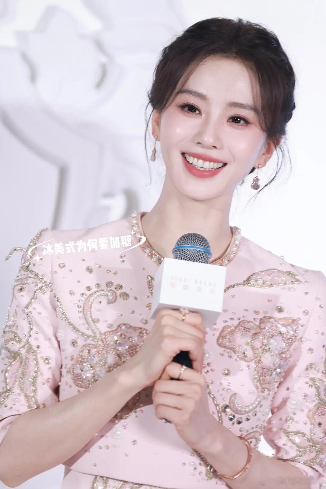 今天才看到刘诗诗真的美我一跳又一跳