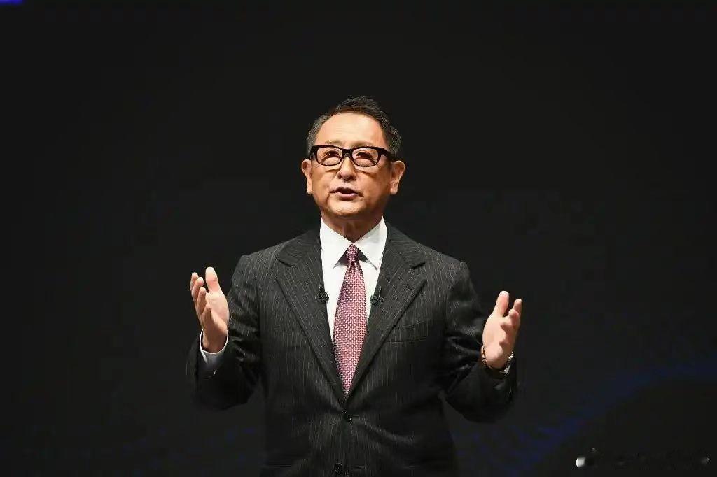 丰田章男连任丰田汽车董事长6月12日，丰田汽车股东重新选举丰田章男为董事长，这显