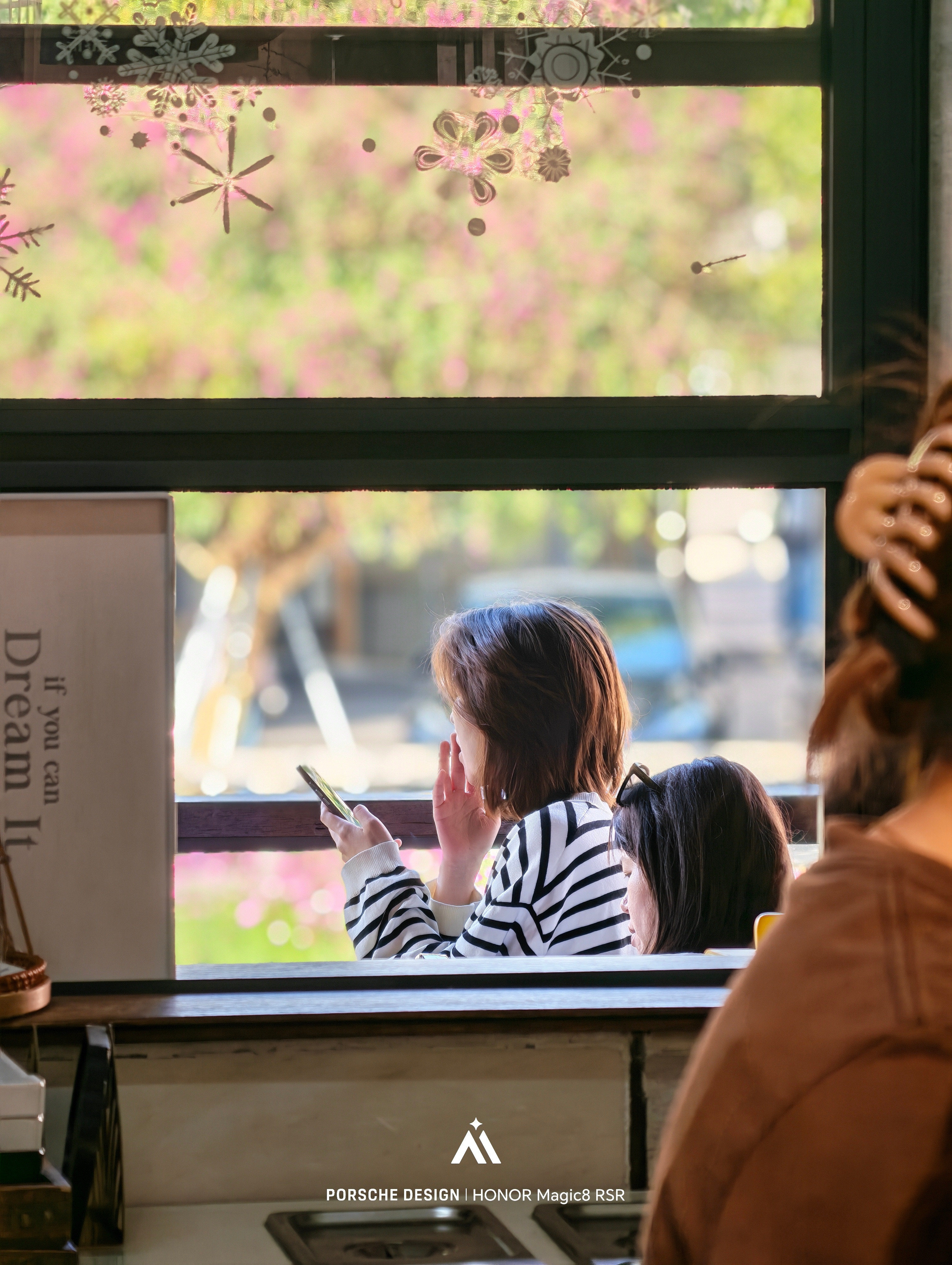 今天天气很棒，适合歇着，不过歇不了，还在写东西，你们呢，今天忙什么