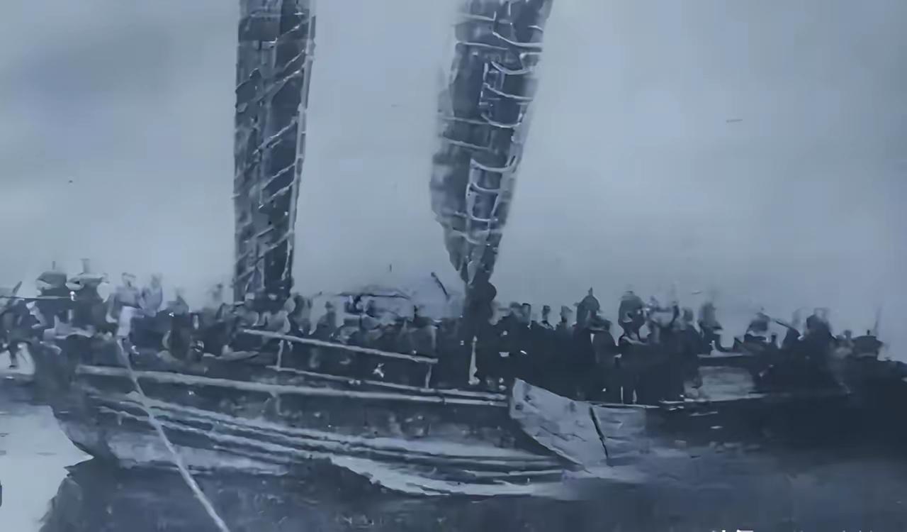 1953年10月，渤海湾，志愿军副师长高斌坐船去文登上任，结果在龙口外海被逼停—