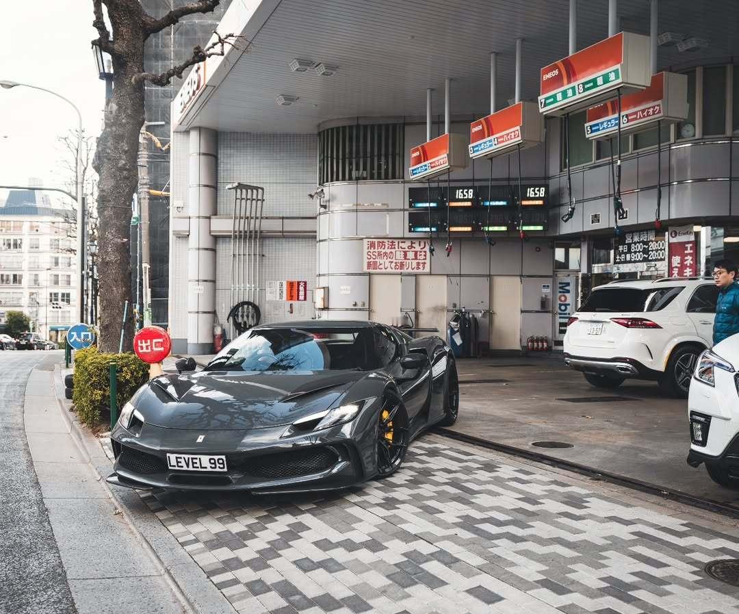 有钱任性系列-港车日上pt.1/有钱任性！香港保时捷车友们把车运到日本