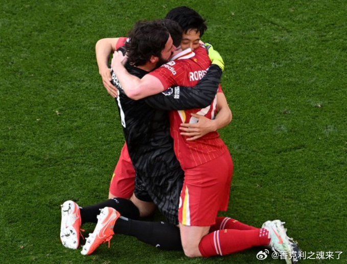 罗伯逊关于远藤航缺席比赛：远藤航的缺席令人惋惜，”“说实话，他不能在这里真的很遗