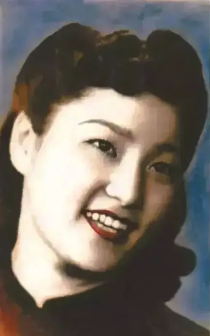 1942年，日军夜袭远征军野战医院，杀害3名女护士，次日一早，女护士方寿纯提议：