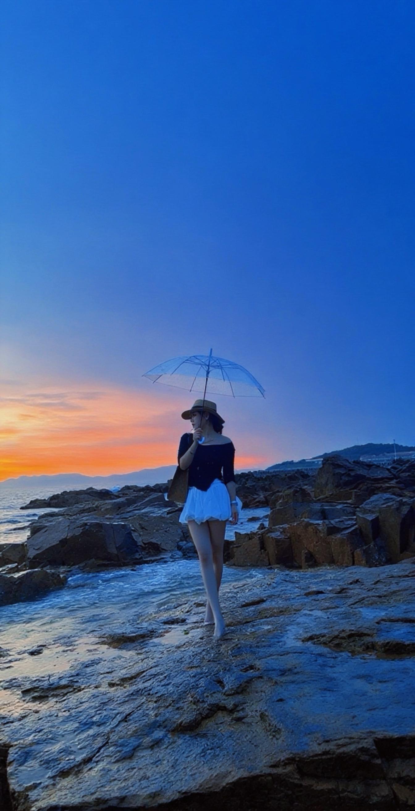 旅途愉快 ❤️ 海边的风总是那么自由 凑了个热闹 挤了趟人海 回归生活...