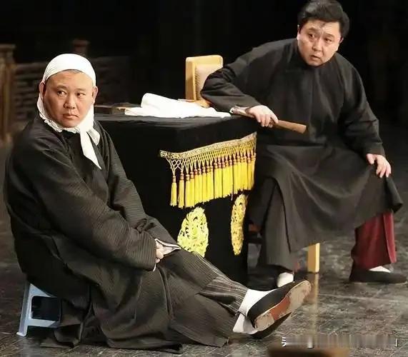 “于家乐”这个梗火遍全网，到底是谁，把郭德纲的相声逼成了于家乐？熟悉相声圈