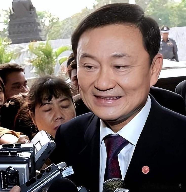 政治强人他信：刚出牢笼又入税网，他的故事远未落幕泰国前总理他信·西那瓦的人生